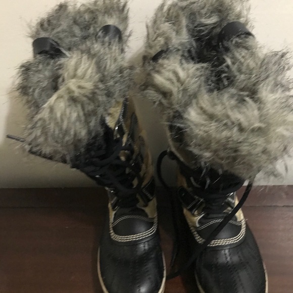 sorel waterproof women’s boots size 7 tan black - Picture 8 of 8